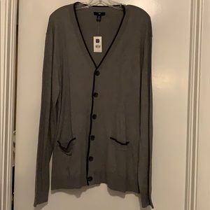 NWT Men’s grey and navy cardigan